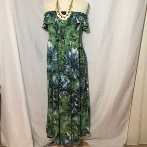 🌸Women's long green bare shoulder dress  Size XL